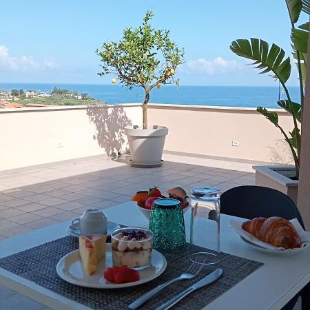 Middle Town Palace Tropea Ngoại thất bức ảnh