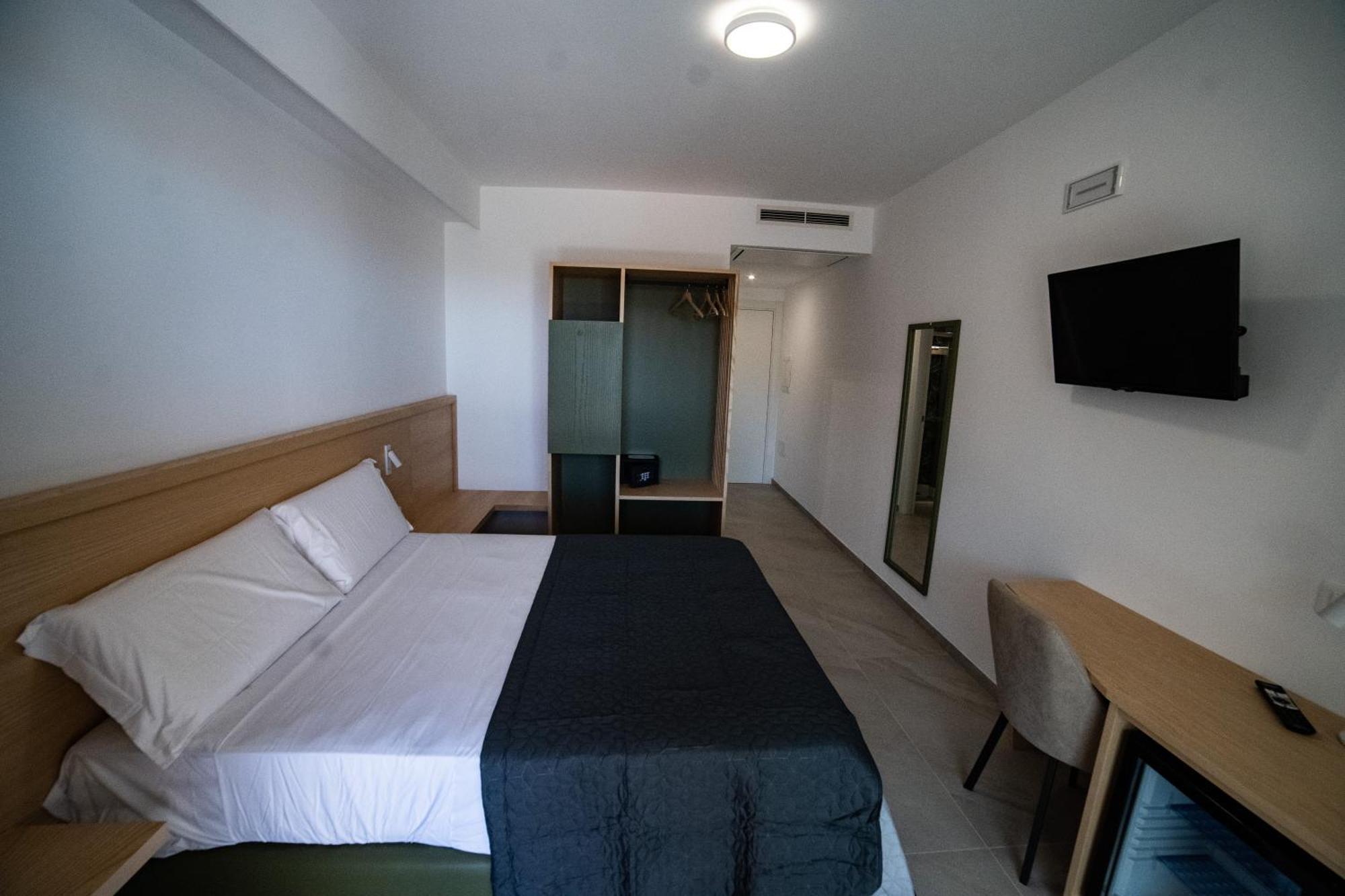 Middle Town Palace Tropea Ngoại thất bức ảnh
