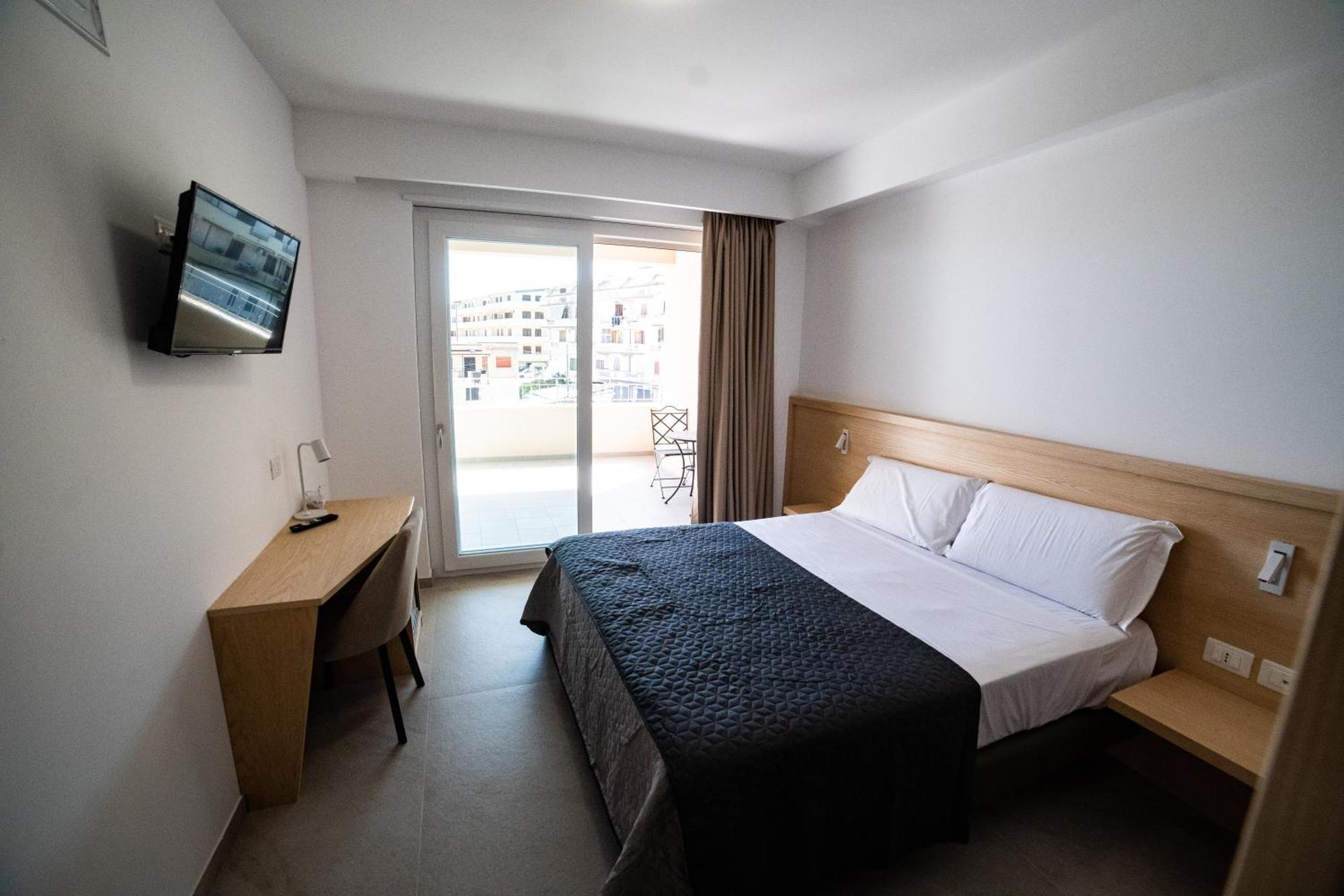 Middle Town Palace Tropea Ngoại thất bức ảnh
