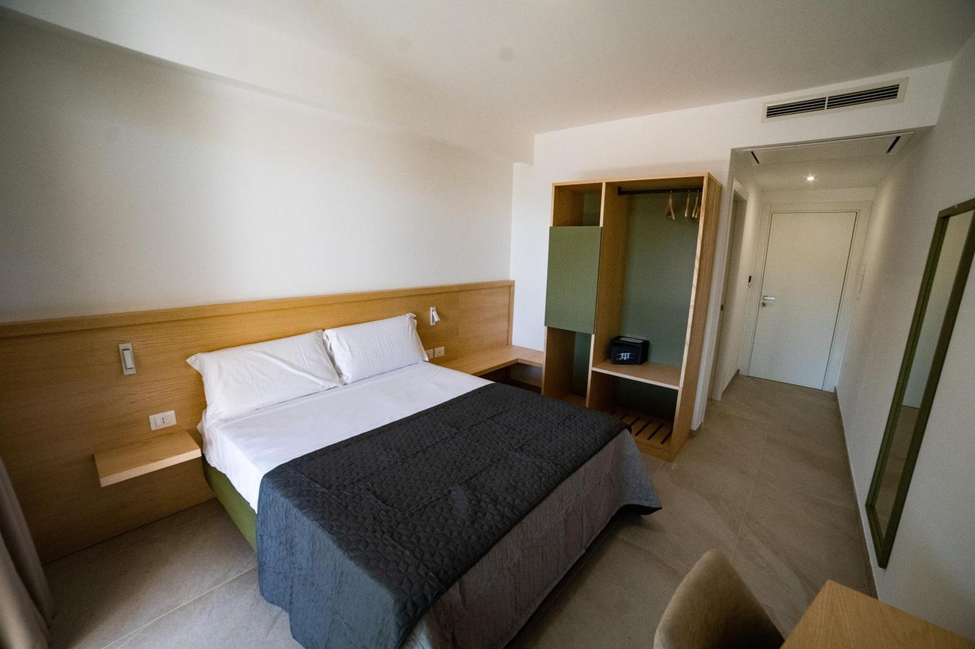 Middle Town Palace Tropea Ngoại thất bức ảnh