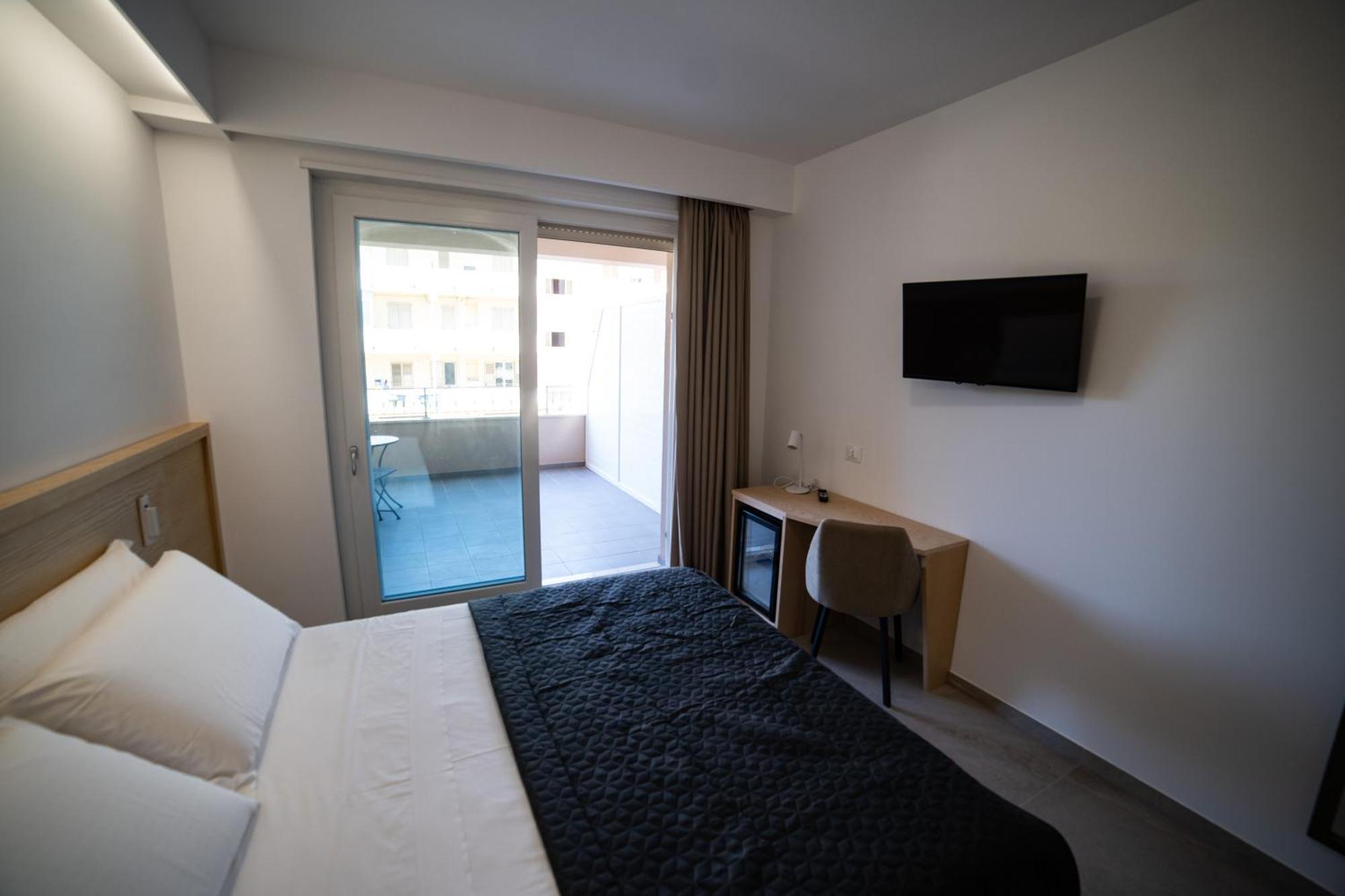 Middle Town Palace Tropea Ngoại thất bức ảnh