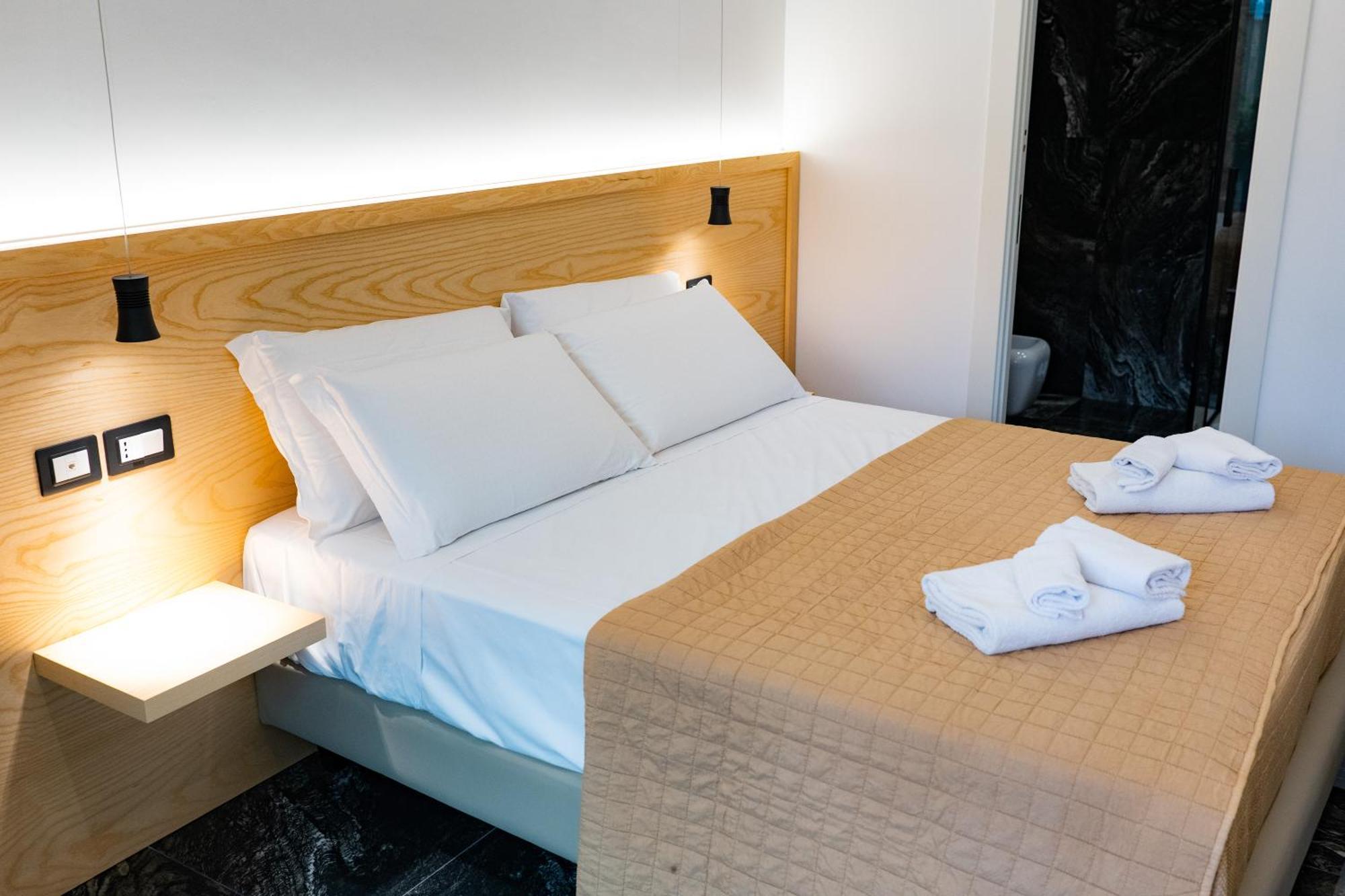 Middle Town Palace Tropea Ngoại thất bức ảnh