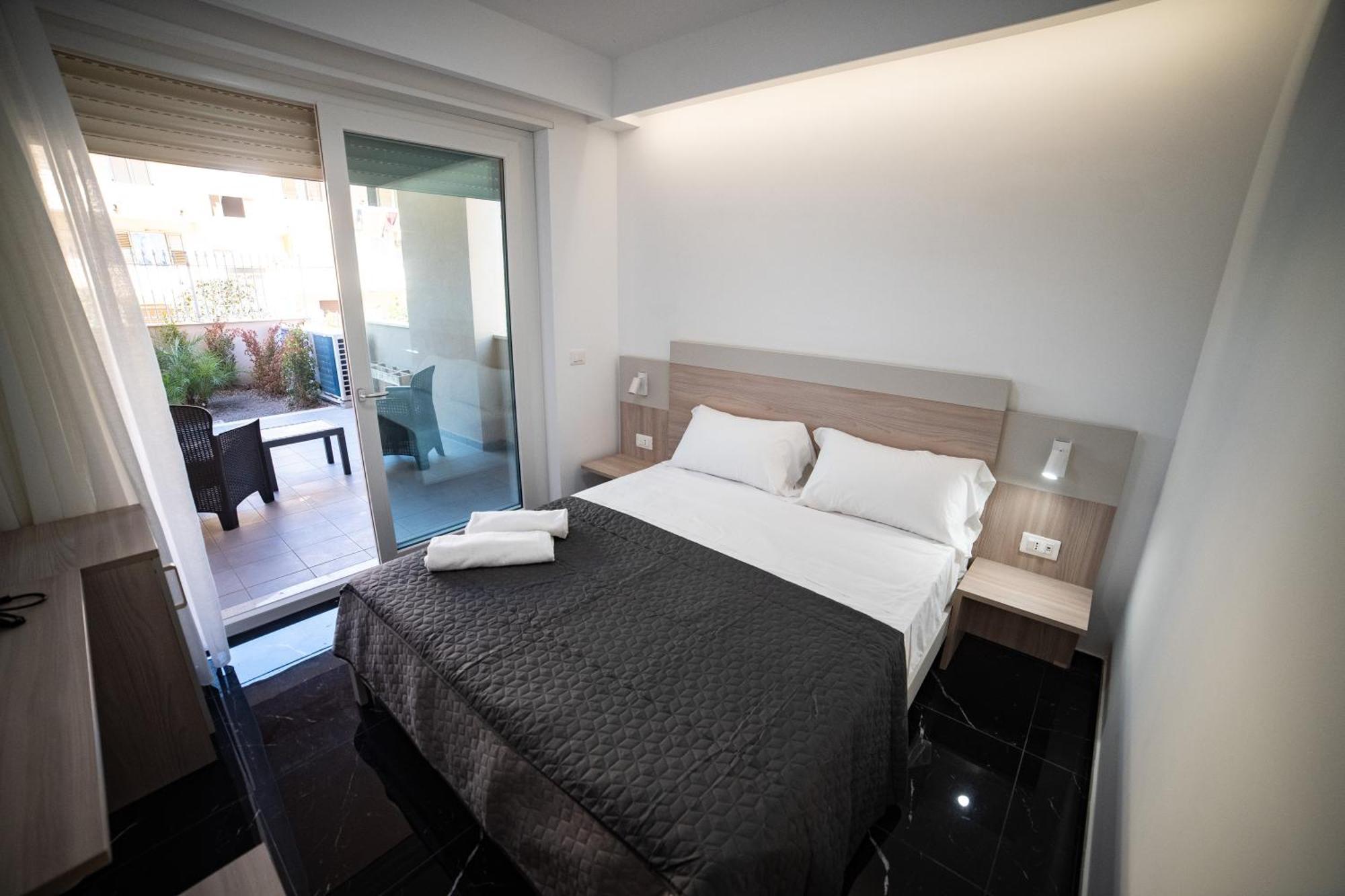 Middle Town Palace Tropea Ngoại thất bức ảnh