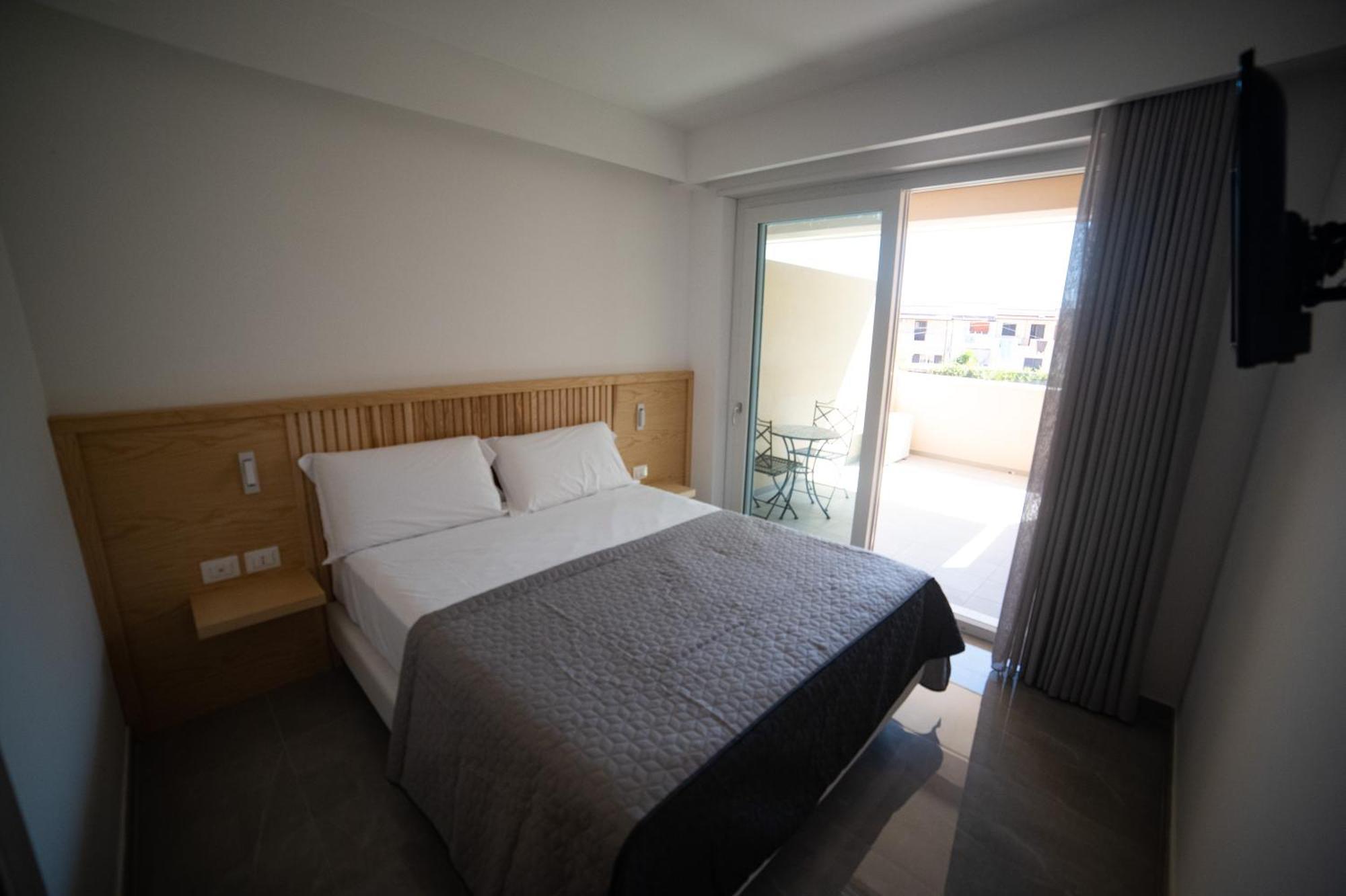 Middle Town Palace Tropea Ngoại thất bức ảnh
